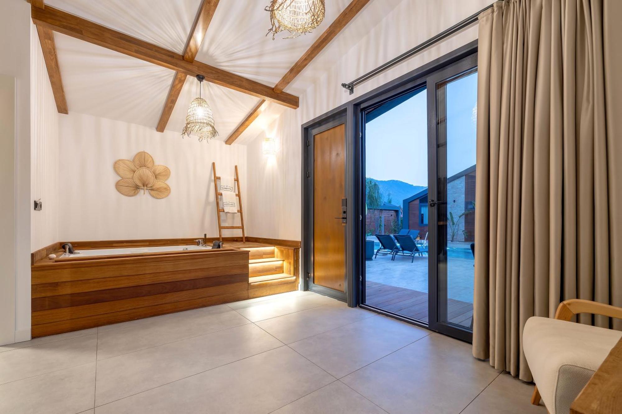 Rota Kilidonia Karaoez Suites&Villas Екстер'єр фото